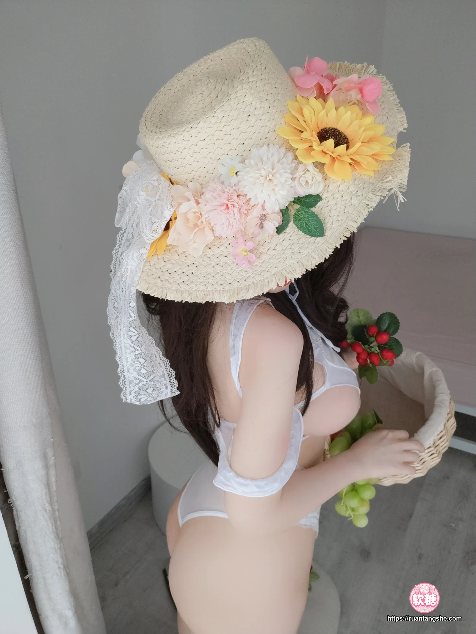 白银81 白银81 NO.112 - Fantia 2023年10月会员合集(26期)