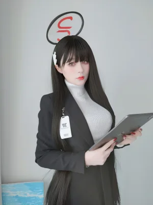 白银81《Fantia 2023年12月会员合集（23期）》写真图集 333P+5V｜在线预览与图包下载