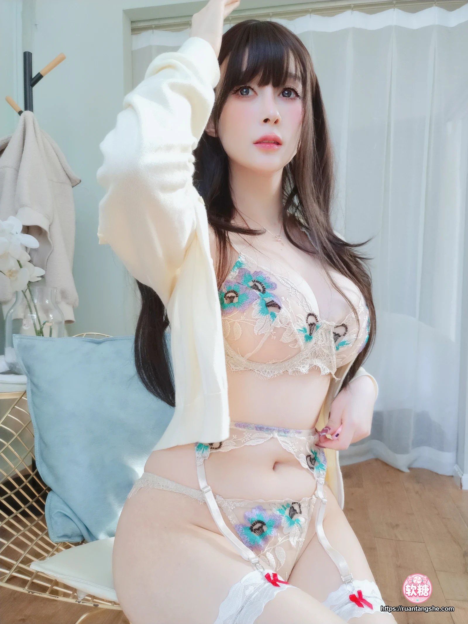 白银81 白银81 NO.120 - Fantia 2024年04月会员合集(24期)