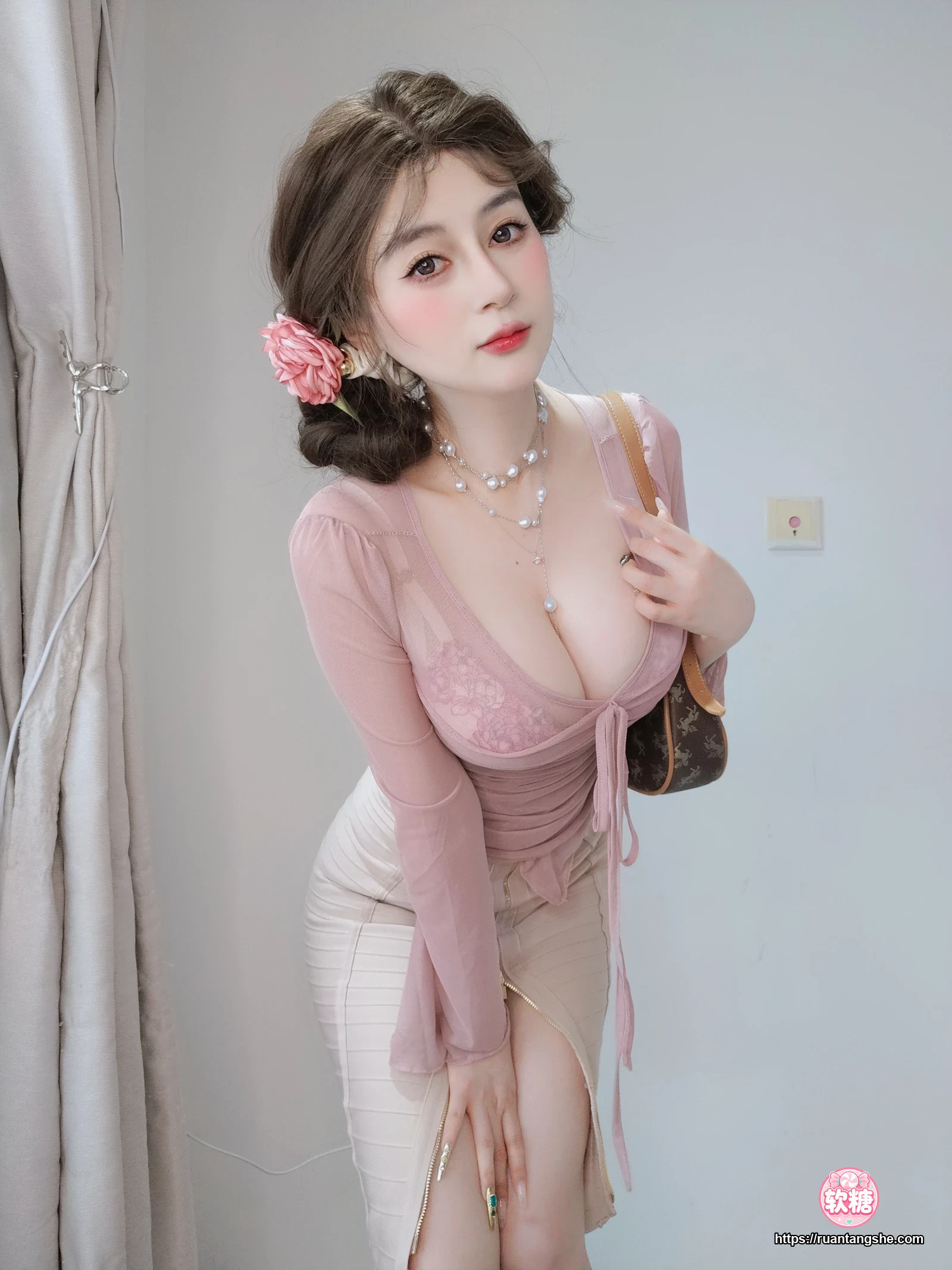 白银81 白银81 NO.129 - Fantia 2024年12月会员合集