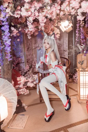 艾西Aiwest《永劫胡桃（Naraka Bladepoint-Kurumi）》写真图集 29P｜在线预览与图包下载