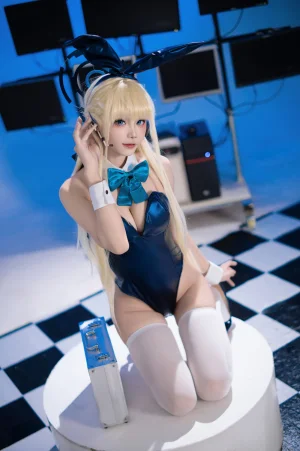 艾西Aiwest《小时兔女郎》写真图集 34P｜在线预览与图包下载