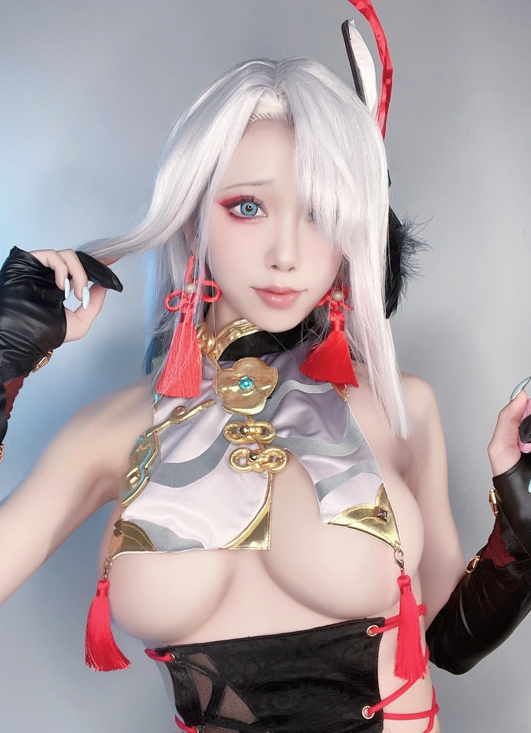 水淼Aqua《原神 申鶴 自拍》写真图集 57P｜在线预览与图包下载