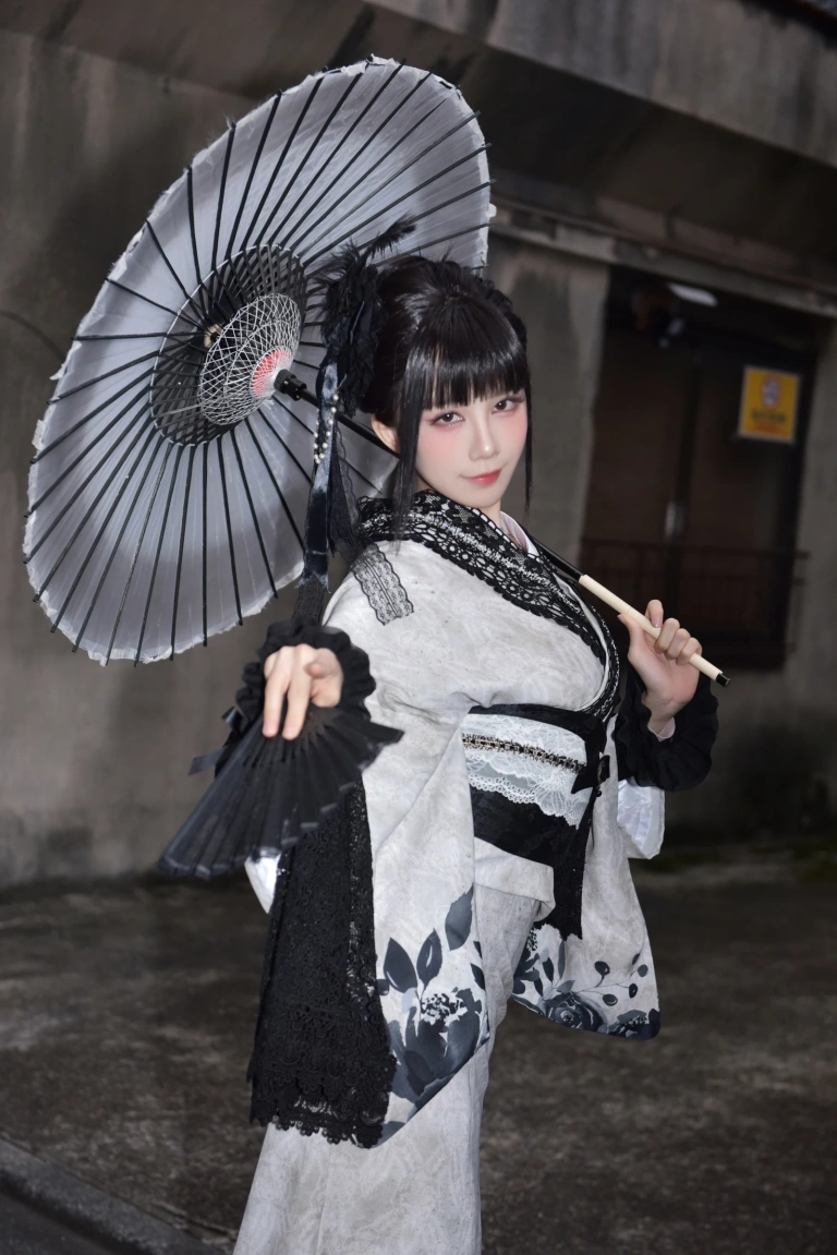 水淼Aqua《2025年03月 黑色蕾丝和服&内衣（个人造型）》写真图集 69P｜在线预览与图包下载