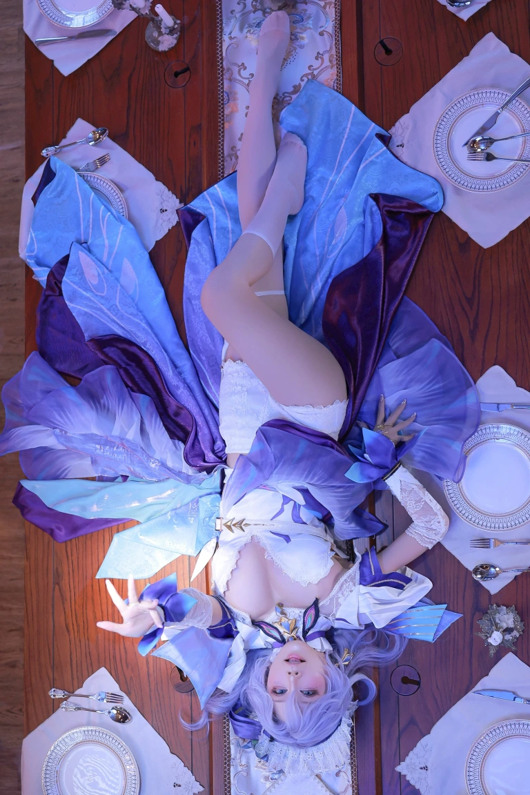 水淼Aqua《鳴潮 カンタレラ》写真图集 73P｜在线预览与图包下载