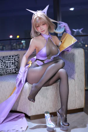 水淼Aqua《NIKKE 阿妮斯 超级巨星 – 星光》写真图集 54P｜在线预览与图包下载