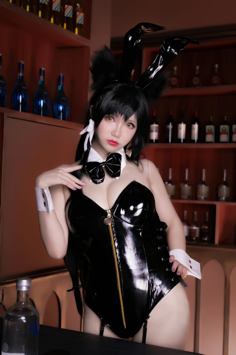 雪晴Astra《写真Vol.8 Azur Lane 爱宕兔女郎》写真图集 31P｜在线预览与图包下载