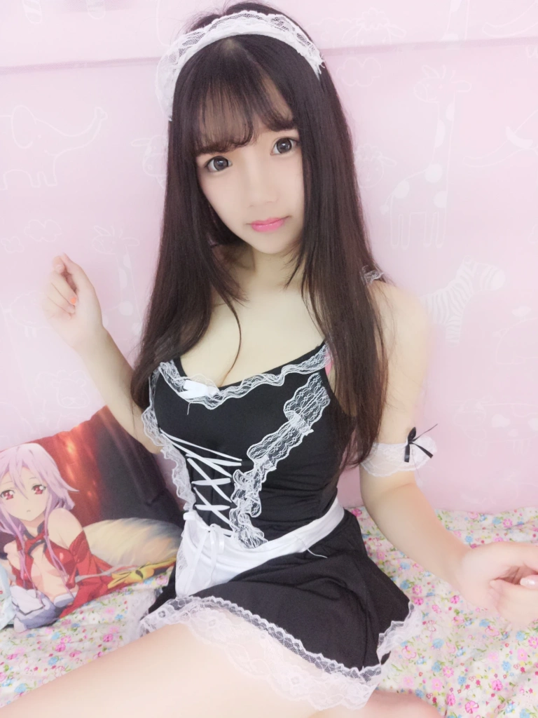 雪晴Astra《小女仆》写真图集 14P｜在线预览与图包下载