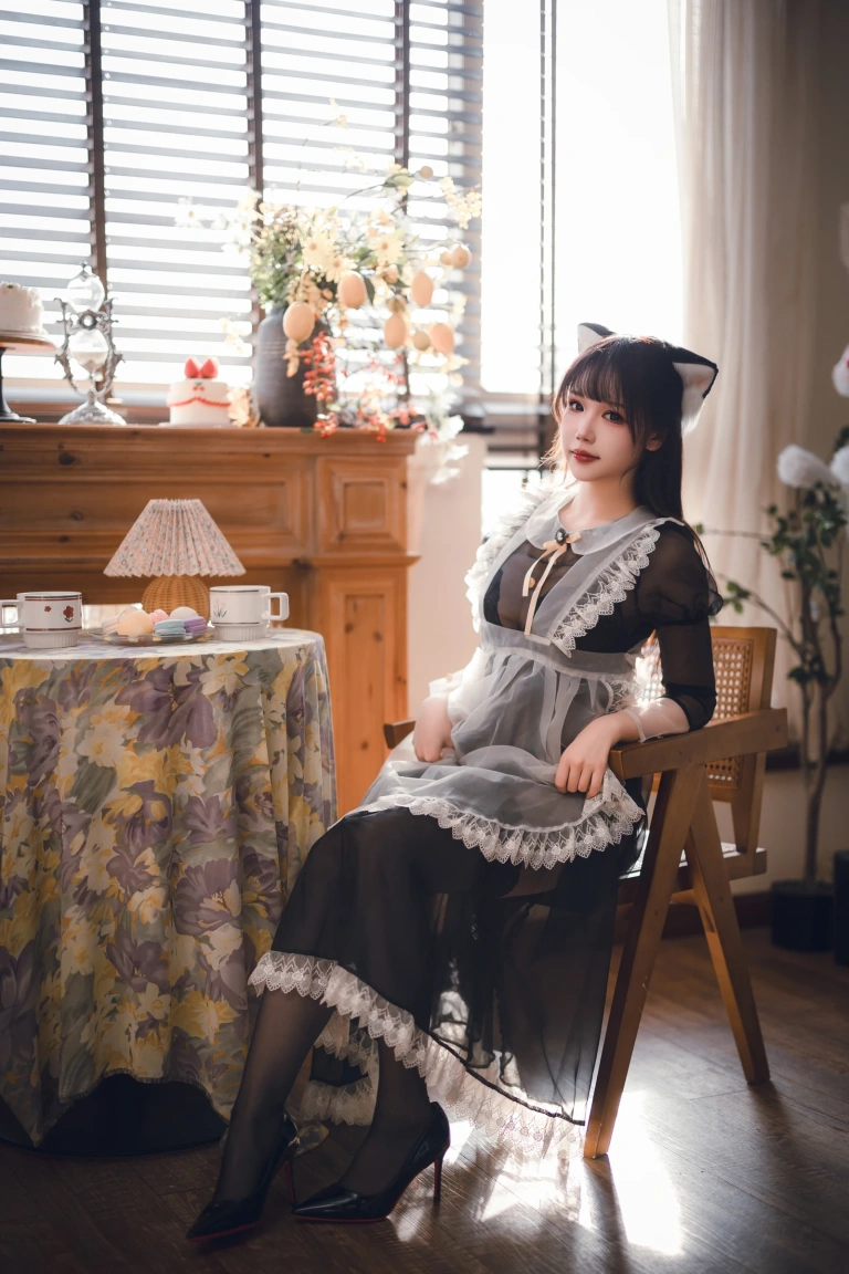 雪晴Astra《2024春季限定 透明女仆》写真图集 71P+2V｜在线预览与图包下载