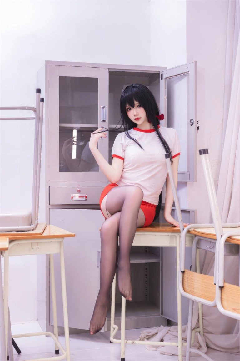 雪晴Astra《碧蓝航线 大凤体操服》写真图集 55P｜在线预览与图包下载
