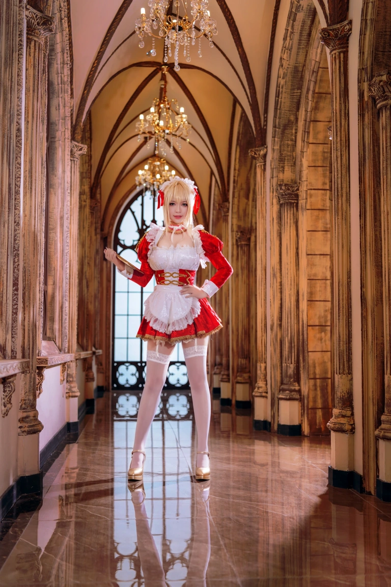 半半子 BANBANKO《Claudius Maid ネロ・クラウディウス》写真图集 43P｜在线预览与图包下载
