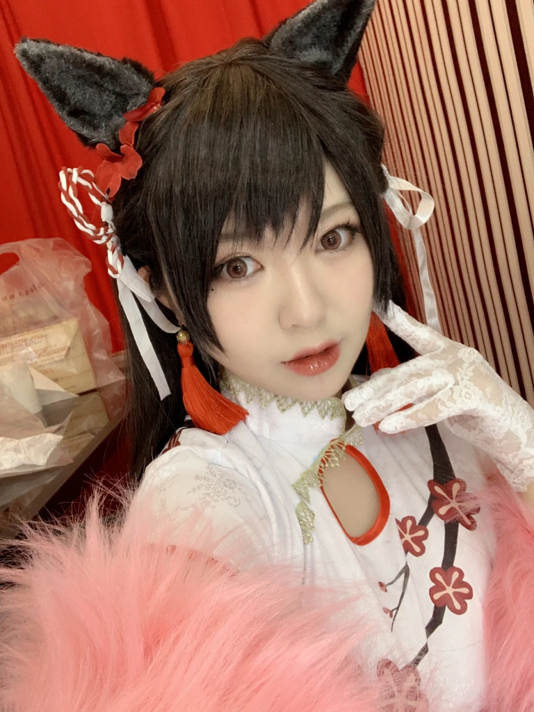 半半子 BANBANKO《愛宕x高雄,チャイナ服（&婉Yue）》写真图集 35P+1V｜在线预览与图包下载