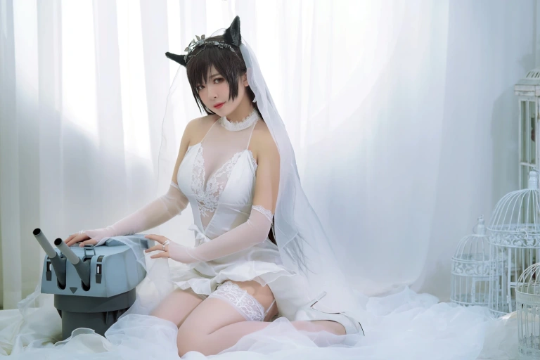 半半子 BANBANKO《愛宕花嫁.白花の誓い》写真图集 29P+1V｜在线预览与图包下载