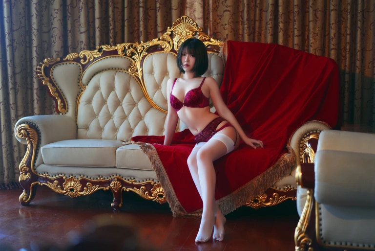 半半子 BANBANKO《赤紅 AKABENI BANBANKO》写真图集 17P｜在线预览与图包下载
