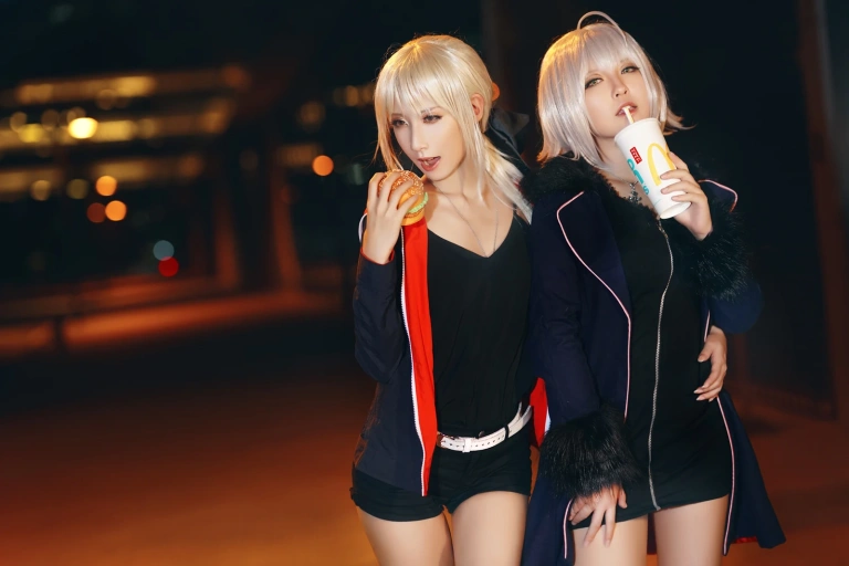 半半子 BANBANKO《黑贞4（&索索sophia）》写真图集 34P｜在线预览与图包下载