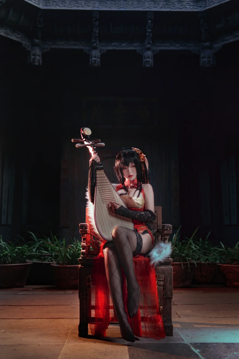 半半子 BANBANKO《大凤旗袍》写真图集 40P｜在线预览与图包下载