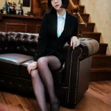 半半子 BANBANKO《OL様》写真图集 37P｜在线预览与图包下载