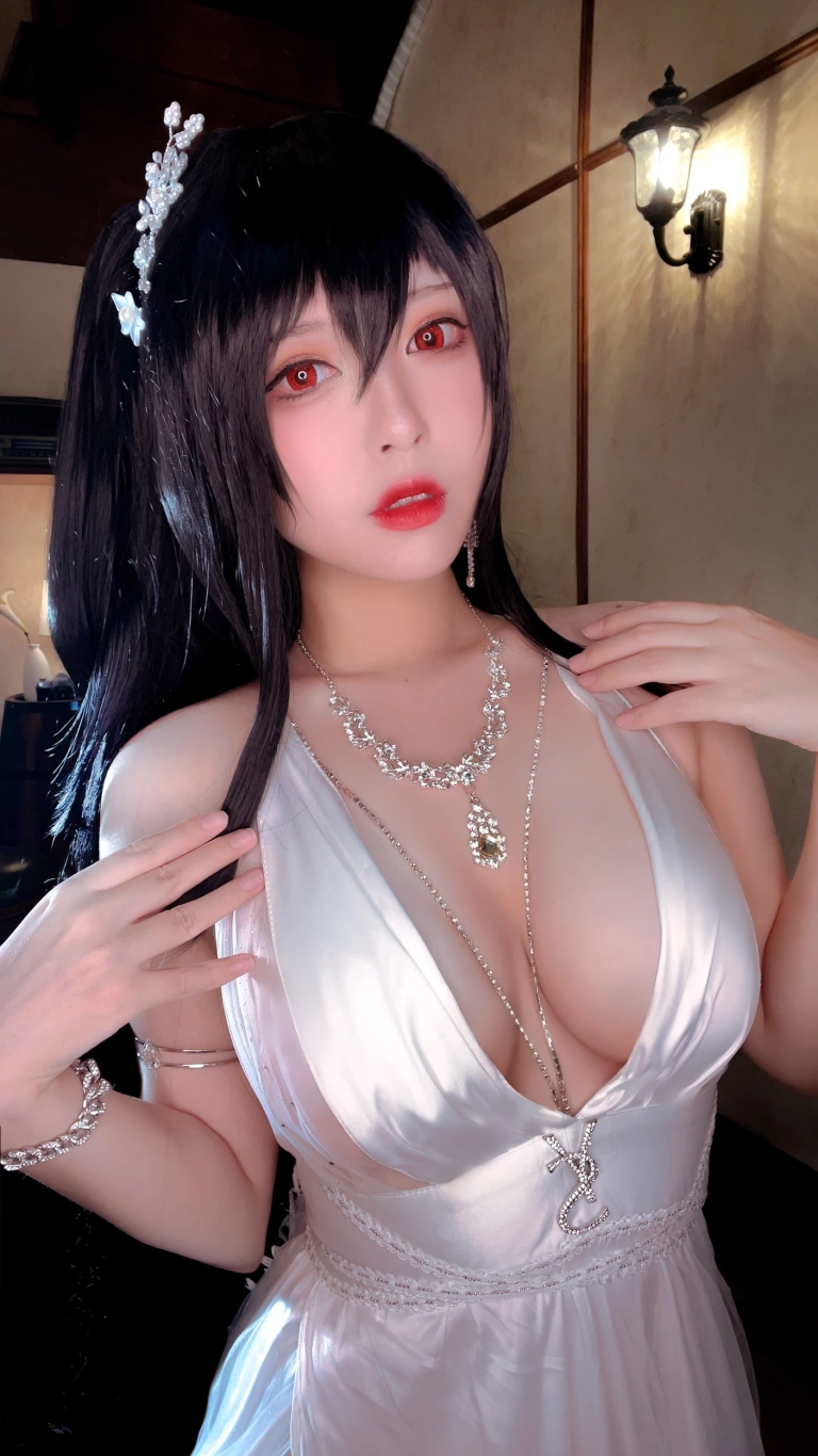半半子 BANBANKO《大凤花嫁》写真图集 60P｜在线预览与图包下载
