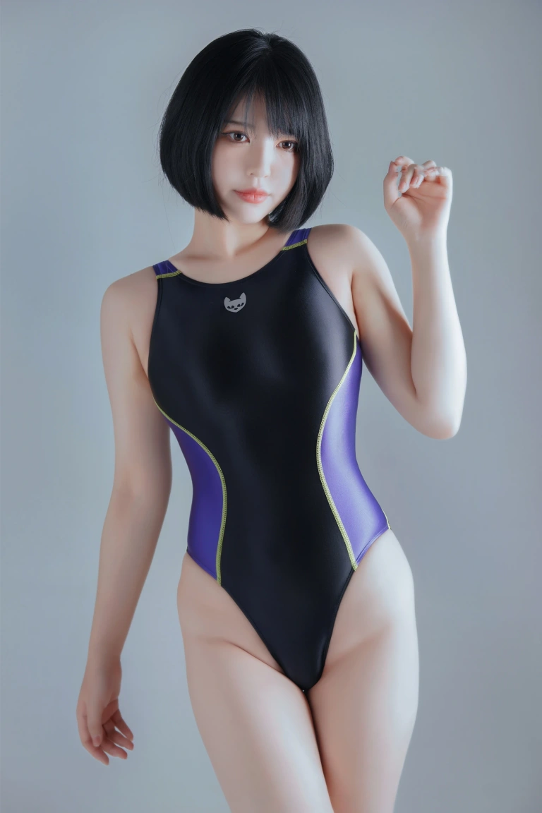 半半子 BANBANKO《竞泳》写真图集 36P｜在线预览与图包下载