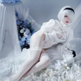 半半子 BANBANKO《Automataヨルハ二号B型 白いドレス》写真图集 51P｜在线预览与图包下载