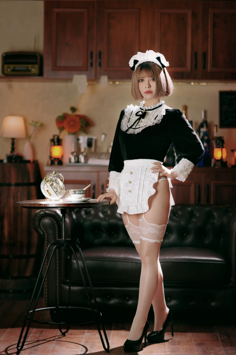 半半子 BANBANKO《来一份下午茶吧》写真图集 77P+2V｜在线预览与图包下载
