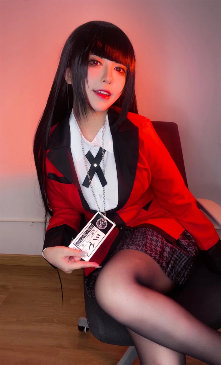 半半子 BANBANKO《夢子》写真图集 48P｜在线预览与图包下载