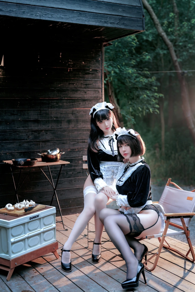 半半子 BANBANKO《メイド姉妹（&面饼仙儿）》写真图集 74P｜在线预览与图包下载