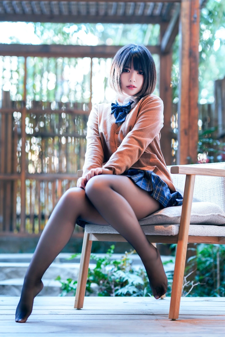 半半子 BANBANKO《彼女の制服 Vol.02》写真图集 58P｜在线预览与图包下载