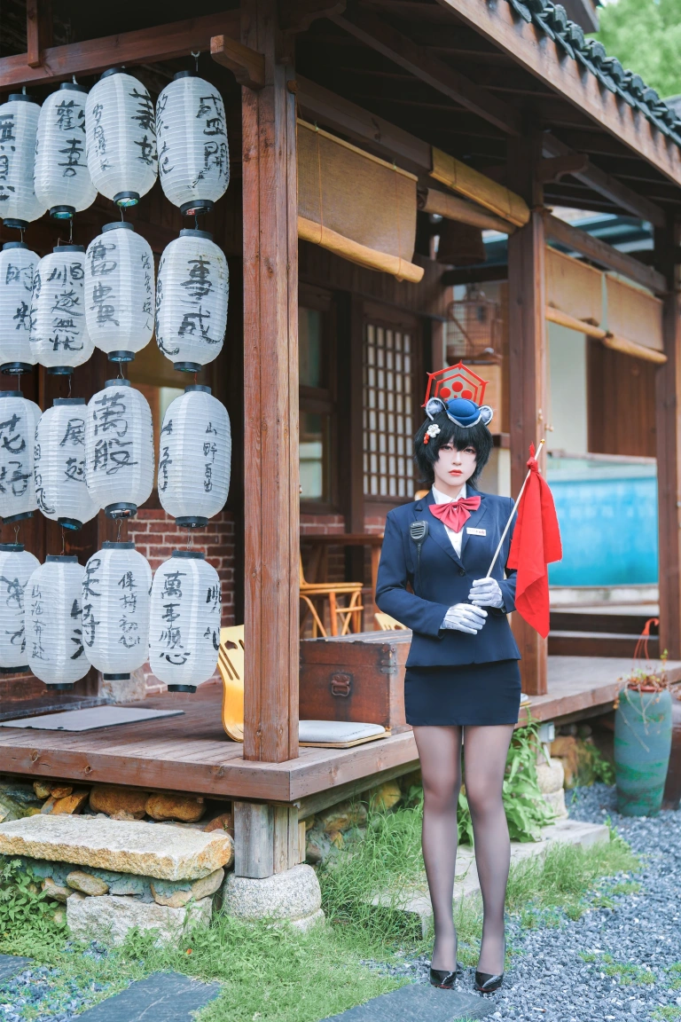 半半子 BANBANKO《导游椿》写真图集 86P+6V｜在线预览与图包下载