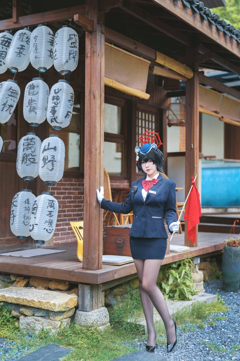 半半子 BANBANKO《导游椿》写真图集 86P+6V｜在线预览与图包下载