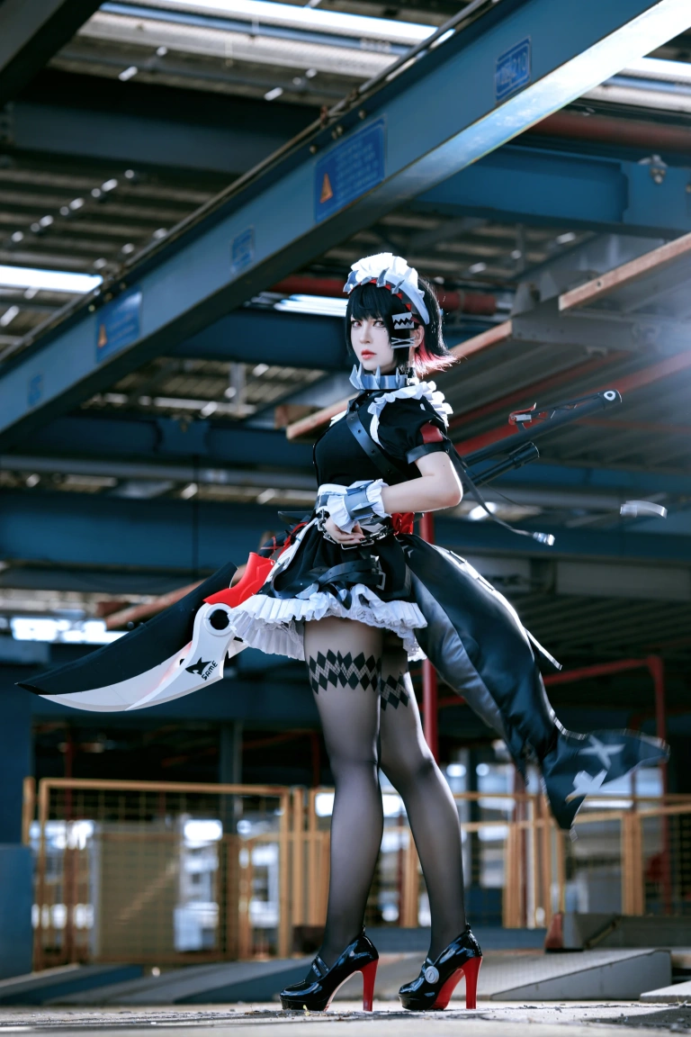 半半子 BANBANKO《EllenJoe🦈エレン✂️🖤》写真图集 48P｜在线预览与图包下载