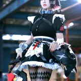 半半子 BANBANKO《EllenJoe🦈エレン✂️🖤》写真图集 48P｜在线预览与图包下载
