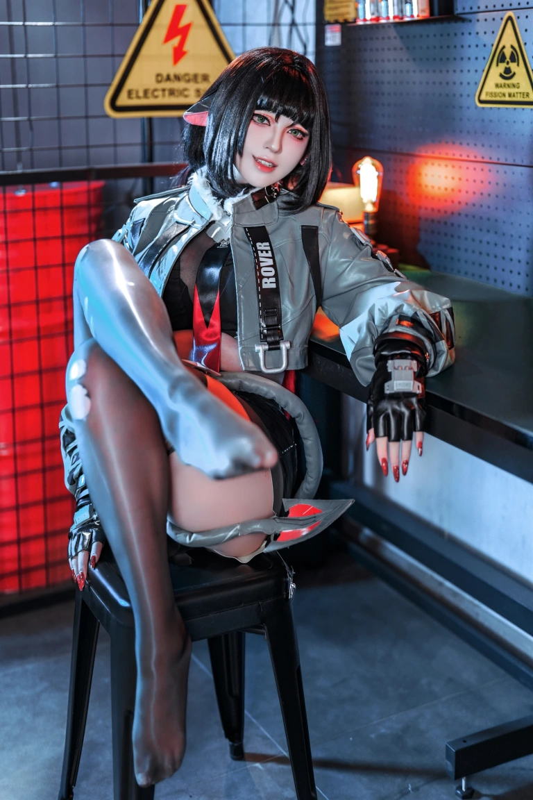 半半子 BANBANKO《JaneDoe簡杜》写真图集 58P+3V｜在线预览与图包下载
