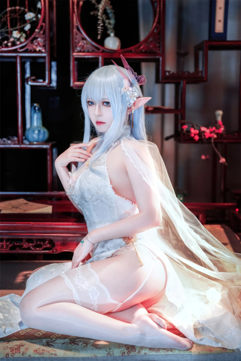 半半子 BANBANKO《阿尔比恩旗袍》写真图集 47P+3V｜在线预览与图包下载
