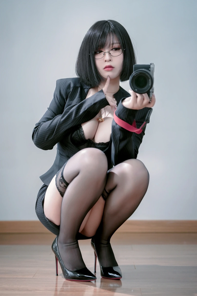 半半子 BANBANKO《OL上司様vol.02》写真图集 42P+5V｜在线预览与图包下载