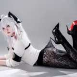 半半子 BANBANKO《鸣潮 赞妮》写真图集 57P｜在线预览与图包下载