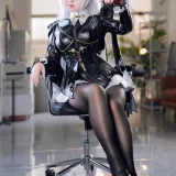 半半子 BANBANKO《儀玄師匠》写真图集 51P+4V｜在线预览与图包下载
