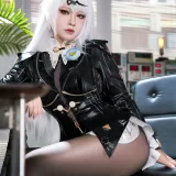 半半子 BANBANKO《儀玄師匠》写真图集 51P+4V｜在线预览与图包下载