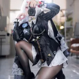 半半子 BANBANKO《儀玄師匠》写真图集 51P+4V｜在线预览与图包下载