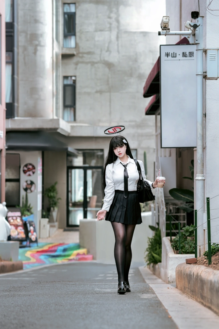 半半子 BANBANKO《蔚蓝档案 调月莉音 Vol.03 制服x競泳》写真图集 64P+5V｜在线预览与图包下载