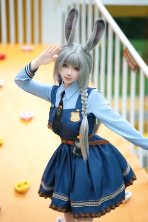 Bangni邦尼《兔子警官》写真图集 72P+8V｜在线预览与图包下载