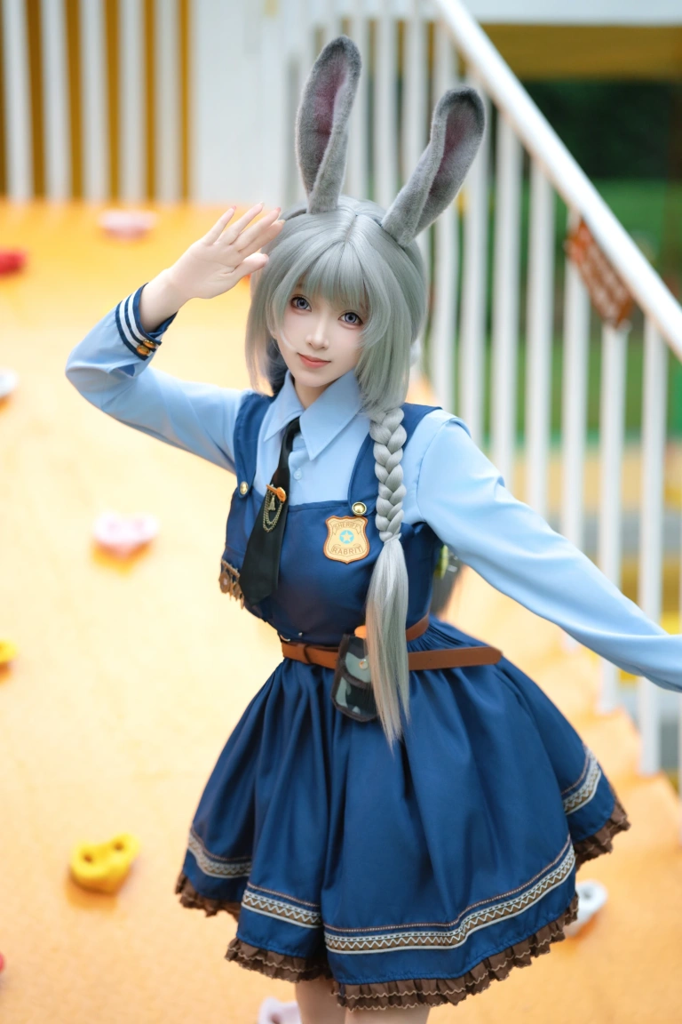 Bangni邦尼《兔子警官》写真图集 72P+8V｜在线预览与图包下载