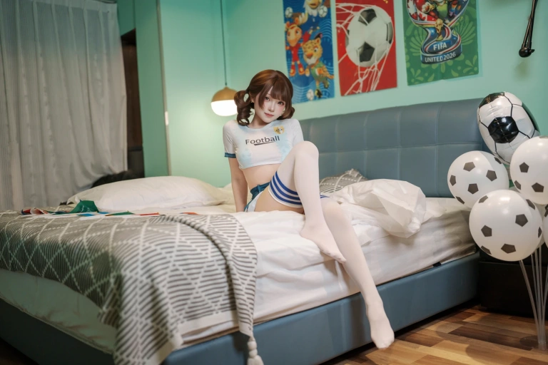 Bangni邦尼《足球甜心》写真图集 78P｜在线预览与图包下载