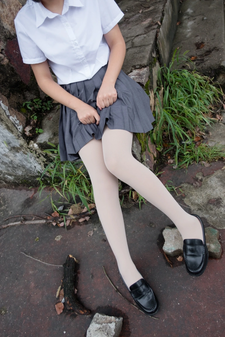 森萝财团《BETA-005》写真图集 75P｜在线预览与图包下载
