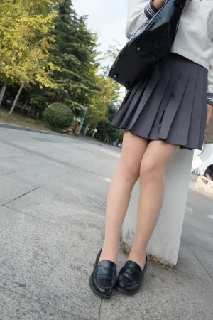 森萝财团《BETA-009》写真图集 44P｜在线预览与图包下载