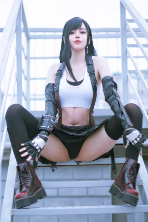 Byoru《Tifa》写真图集 30P｜在线预览与图包下载