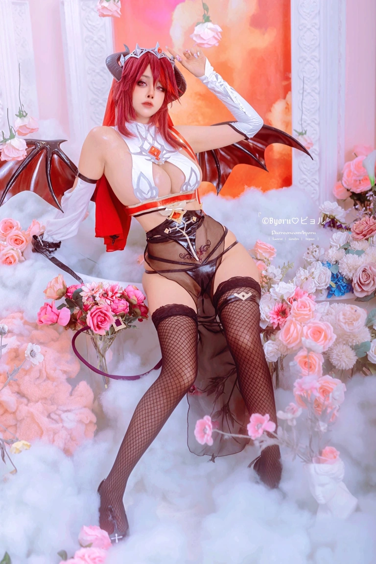 Byoru《Rosaria》写真图集 33P｜在线预览与图包下载