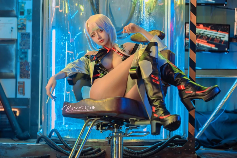 Byoru《Lucy》写真图集 47P+2V｜在线预览与图包下载