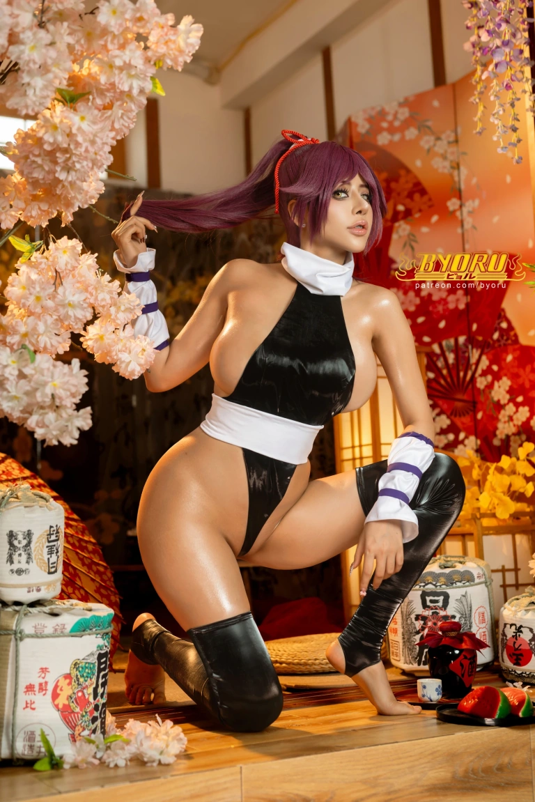 Byoru《Yoruichi – Bleach》写真图集 73P+18V｜在线预览与图包下载