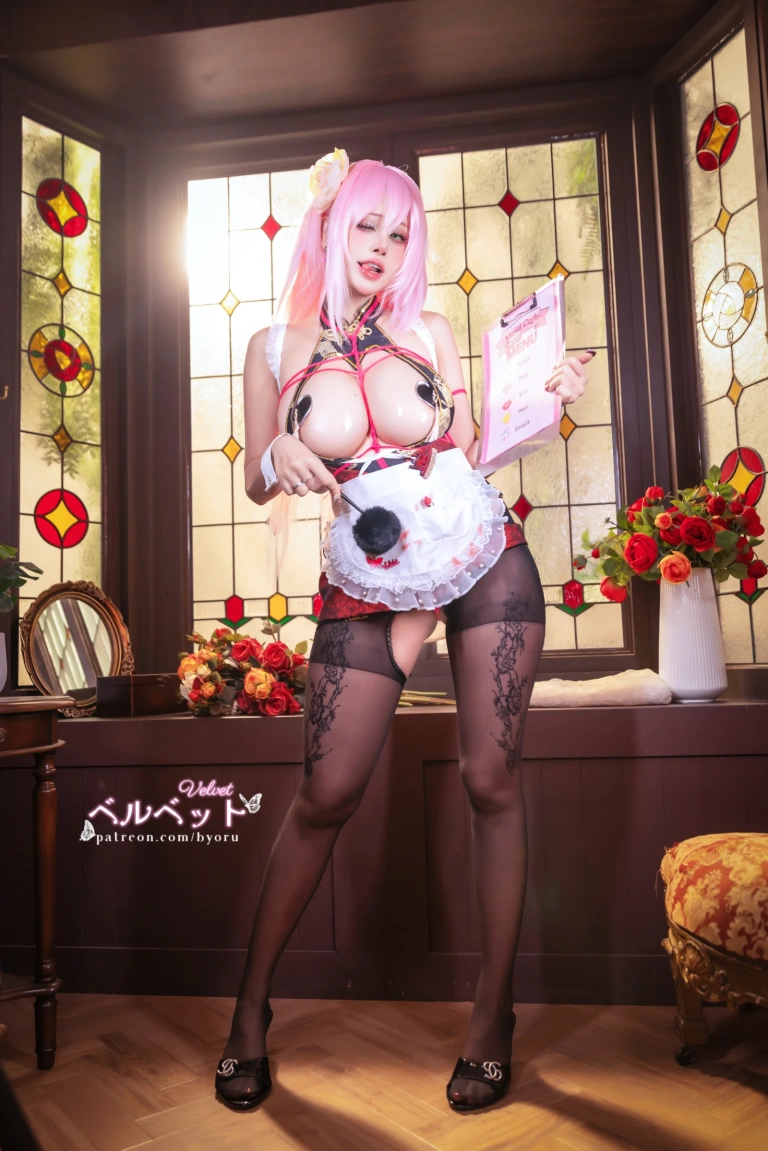 Byoru《Velvet Maid 【NIKKE】》写真图集 60P+25V｜在线预览与图包下载